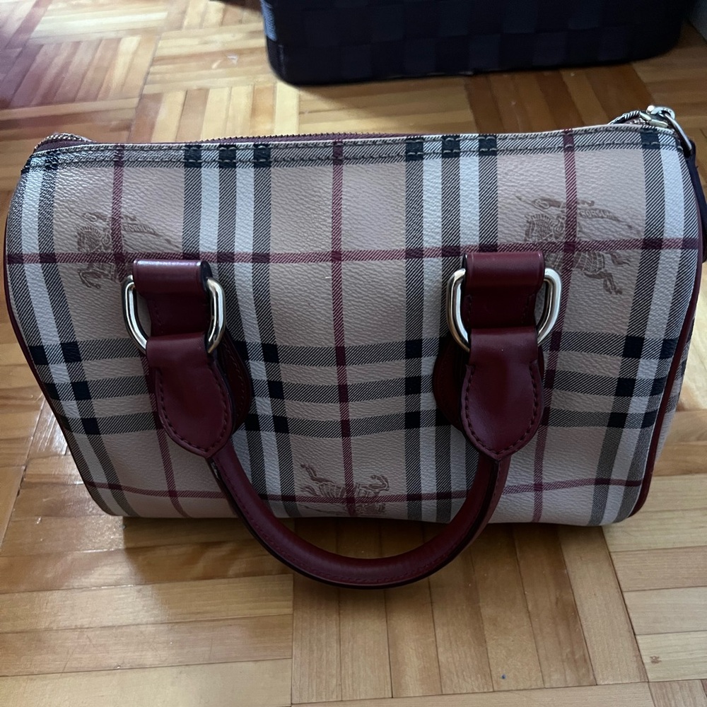Authentic burberry boston bag